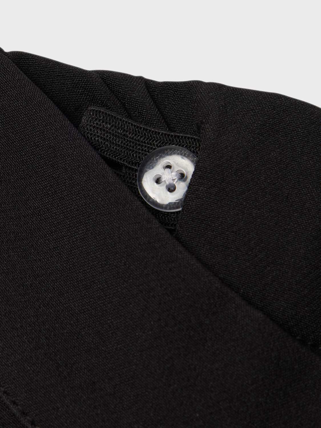 model_shot-front_full